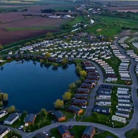 15 Kestrel Close Hot Tub Retreat Tattershall Esterno foto