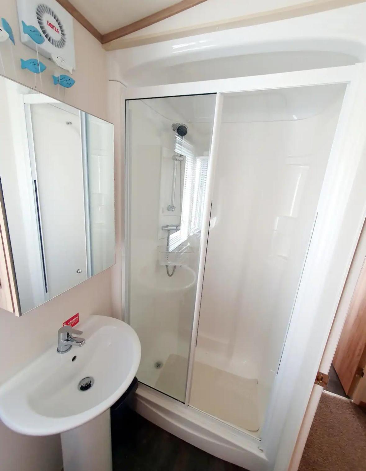 15 Kestrel Close Hot Tub Retreat Tattershall Esterno foto